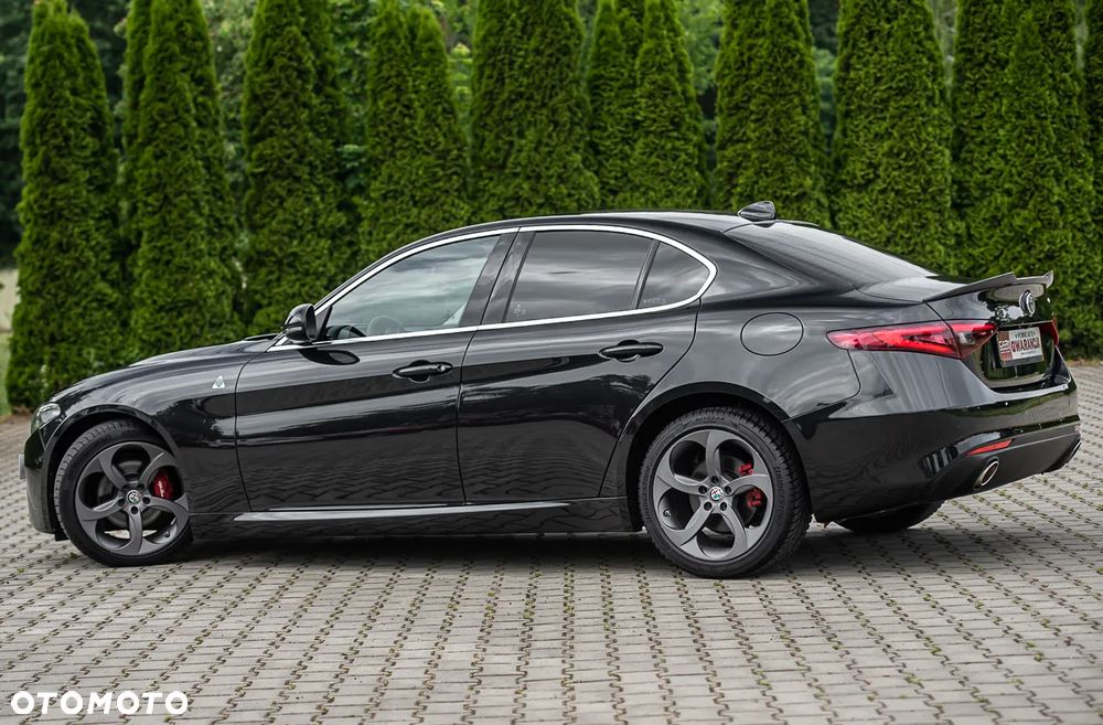 Alfa Romeo Giulia 2.2 Super - 26