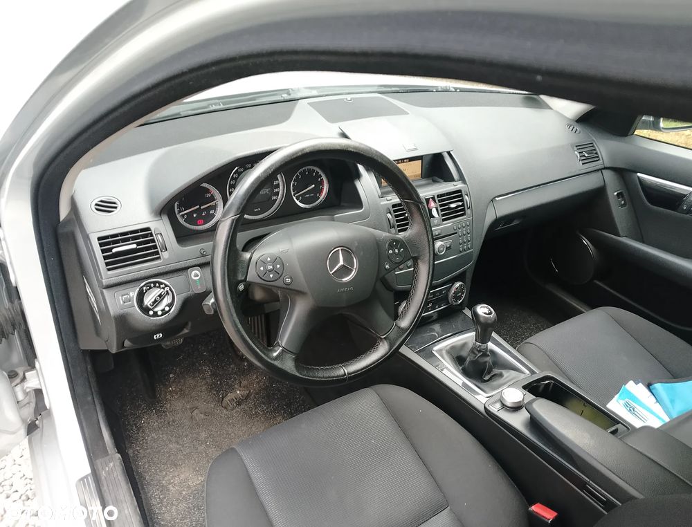 Mercedes-Benz Klasa C 180 Kompressor Avantgarde - 18