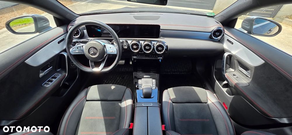 Mercedes-Benz CLA 200 d 8G-DCT AMG Line - 16