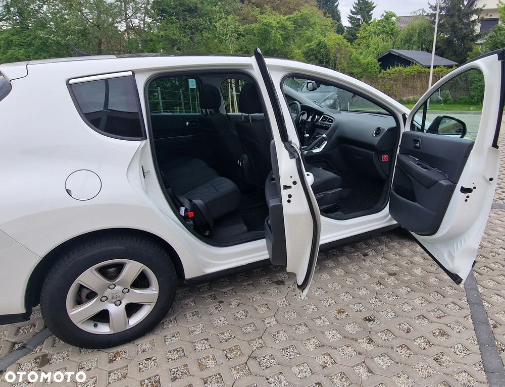 Peugeot 3008 1.6 HDi Premium - 8