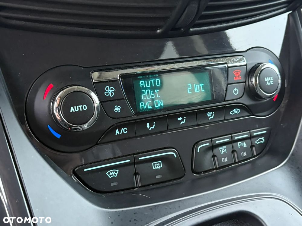 Ford Kuga 2.0 TDCi 4WD Titanium - 19