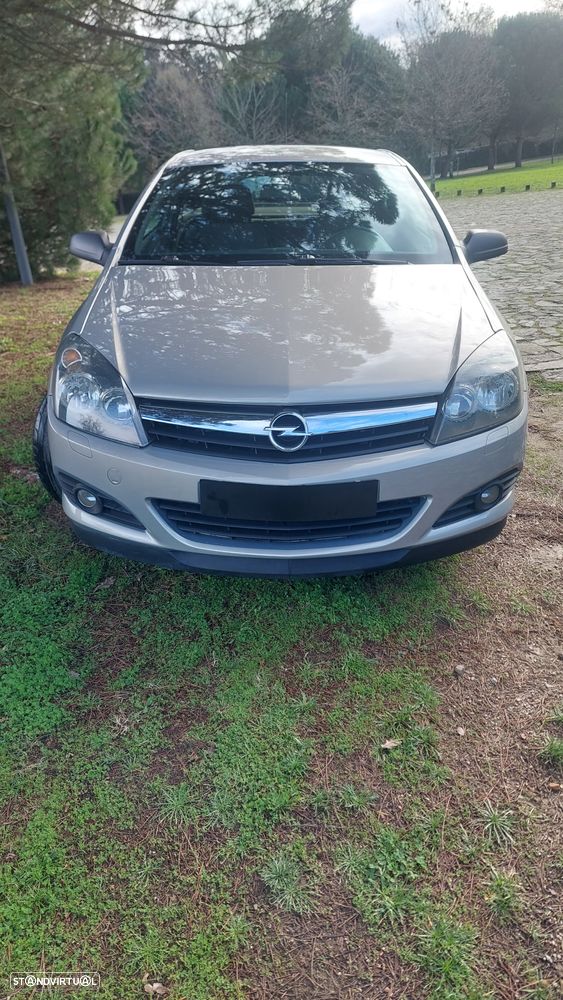Opel Astra Coupe - 13