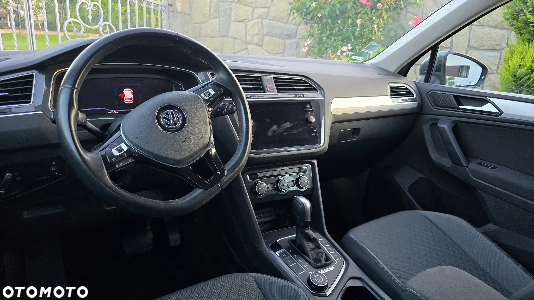 Volkswagen Tiguan - 18