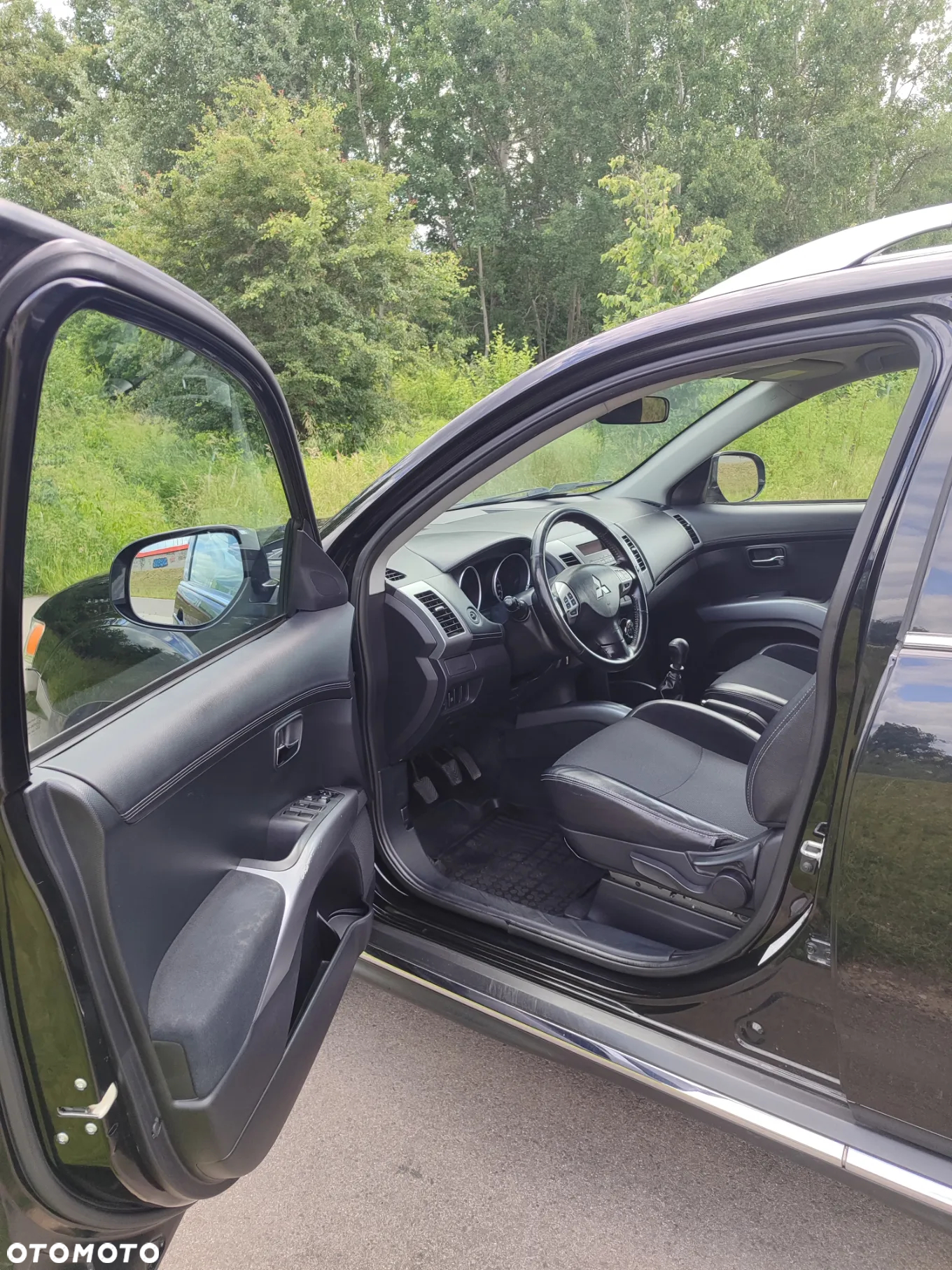 Mitsubishi Outlander 2.0 DI-D 4WD Intense - 11