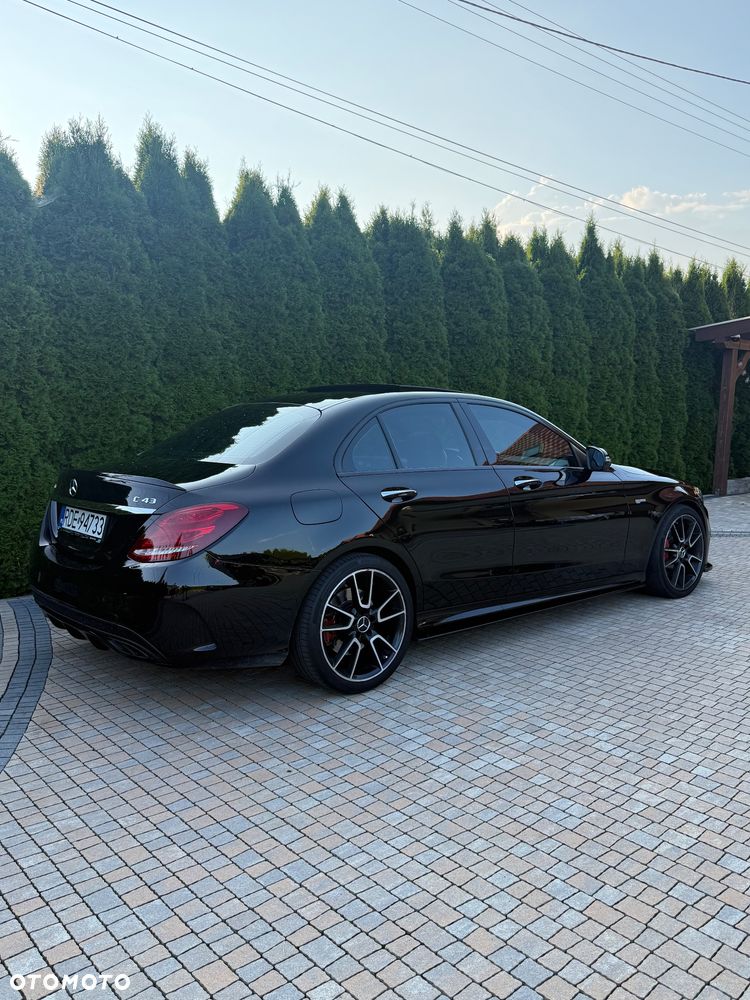 Mercedes-Benz Klasa C AMG 43 4-Matic - 11