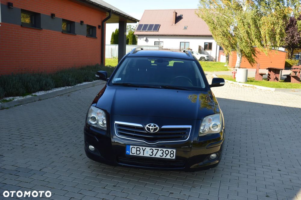 Toyota Avensis - 3
