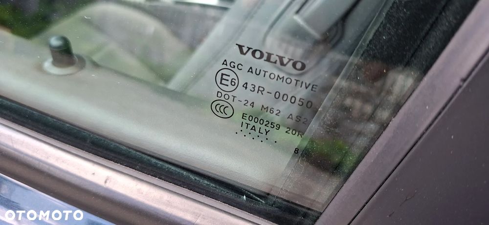 Volvo C30 2.0D Momentum - 23