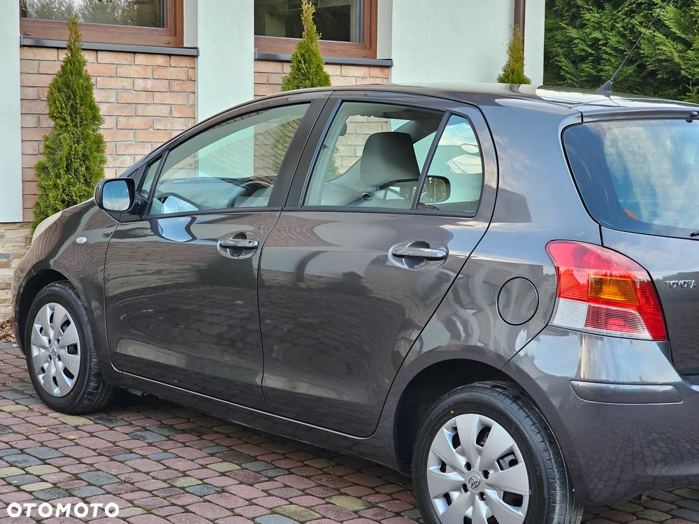 Toyota Yaris 1.33 VVT-i Life - 15