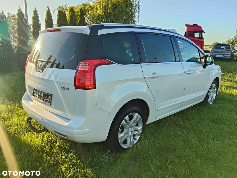 Peugeot 5008 BlueHDi 150 Allure - 6