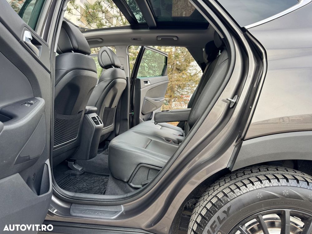 Hyundai Tucson blue 1.7 CRDi 2WD DCT Premium - 14