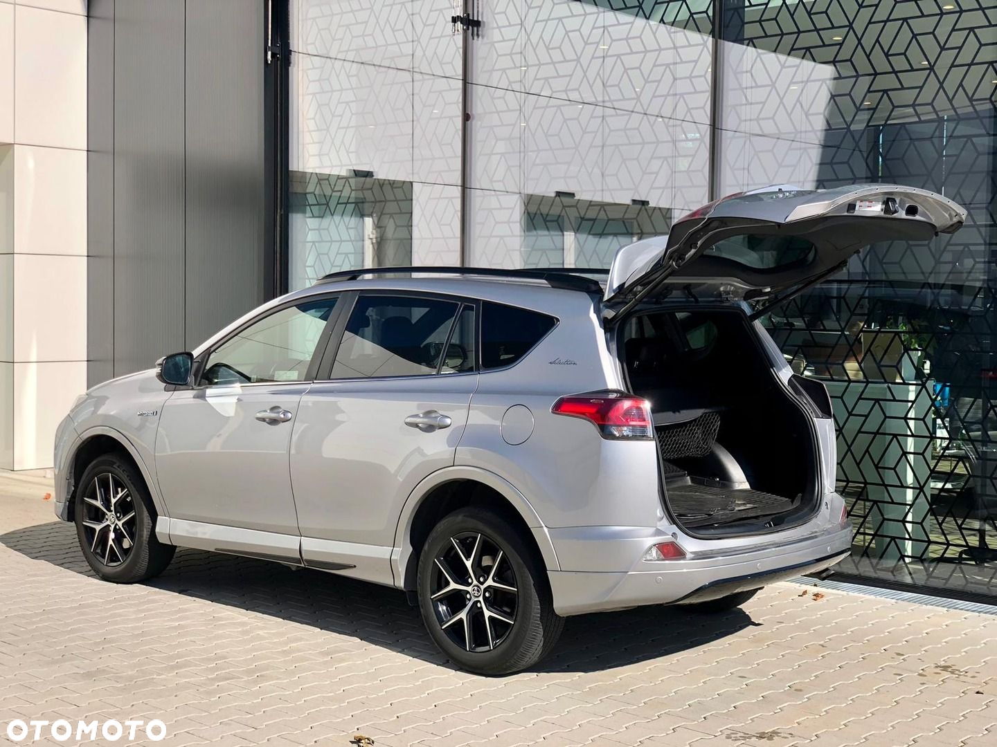 Toyota RAV4 - 23
