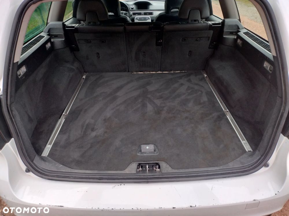 Volvo V70 D4 Summum - 33