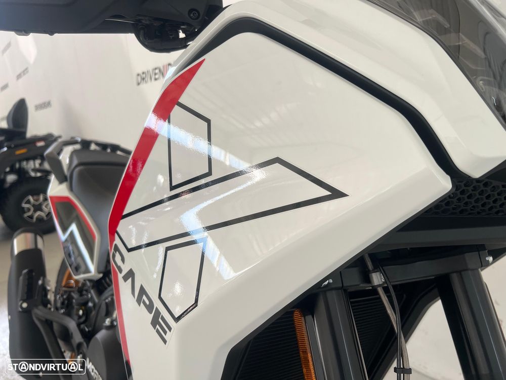 Moto Morini X-Cape 700 - 6