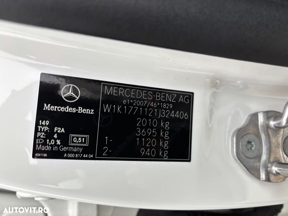 Mercedes-Benz A 200 d 8G-DCT - 13