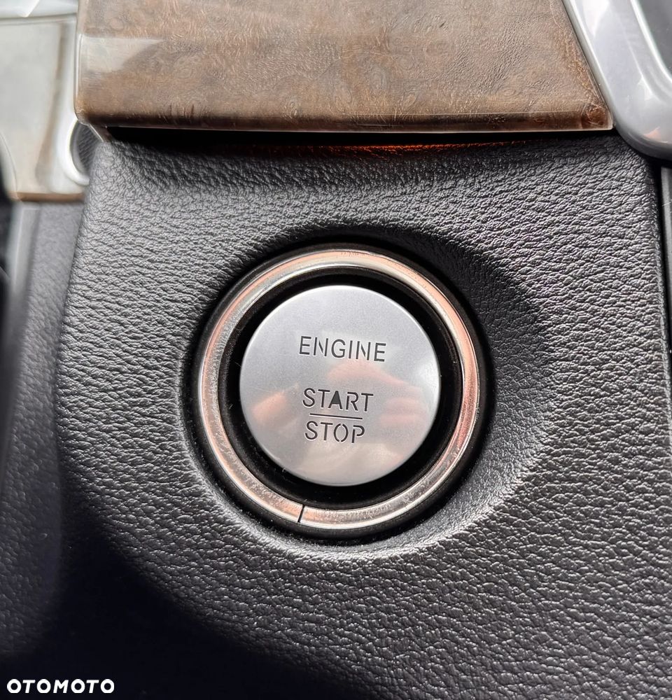 Mercedes-Benz Klasa E 350 CGI 7G-TRONIC Elegance - 25
