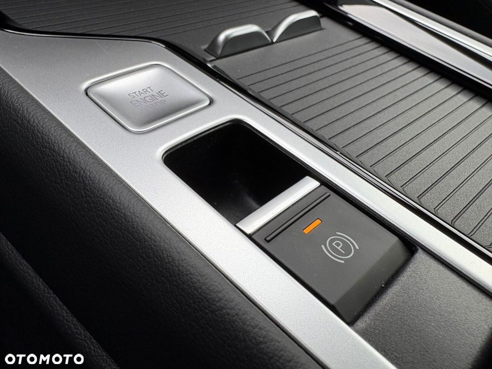 Volkswagen Passat Variant 2.0 TDI EVO Elegance DSG - 33