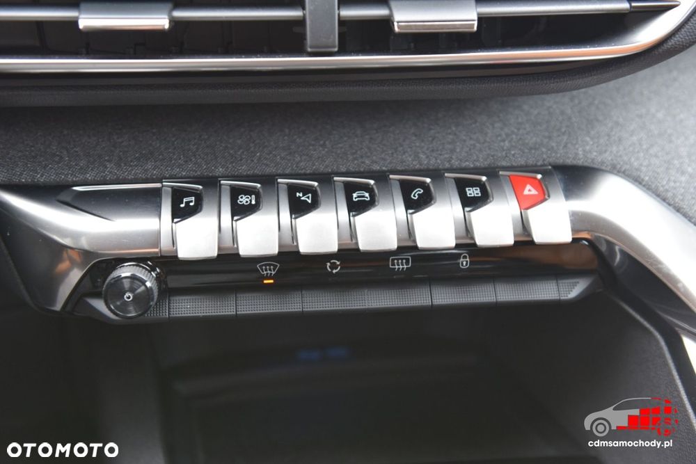 Peugeot 3008 PureTech 130 Stop & Start GPF Allure - 22