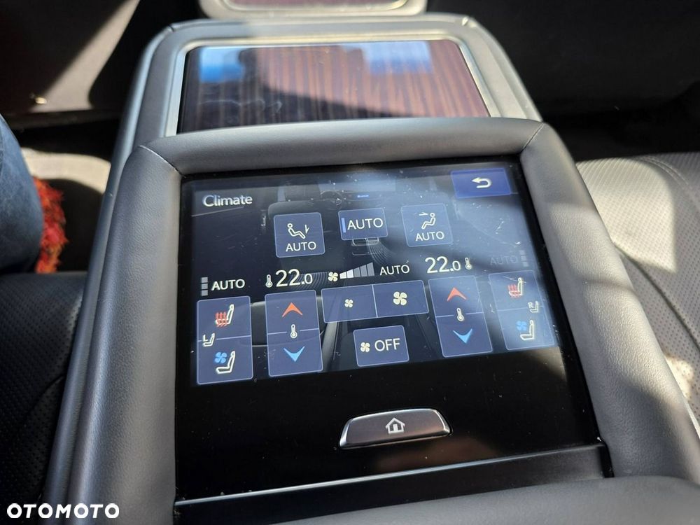 Lexus LS 500h Business Edition AWD - 36