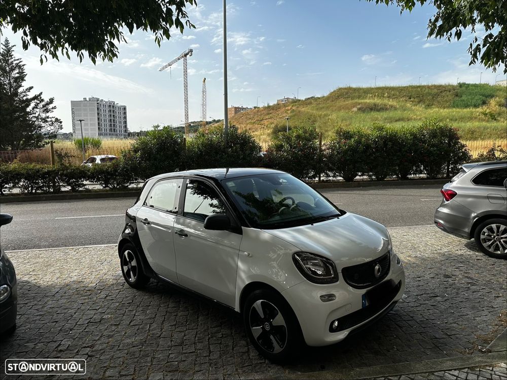 Smart ForFour EQ - 1