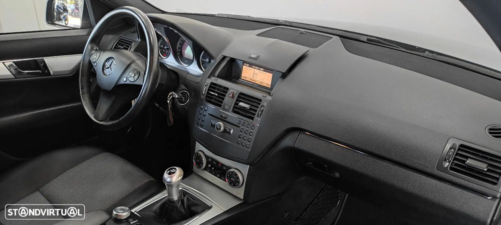 Mercedes-Benz C 200 CDI Avantgarde Edition - 24