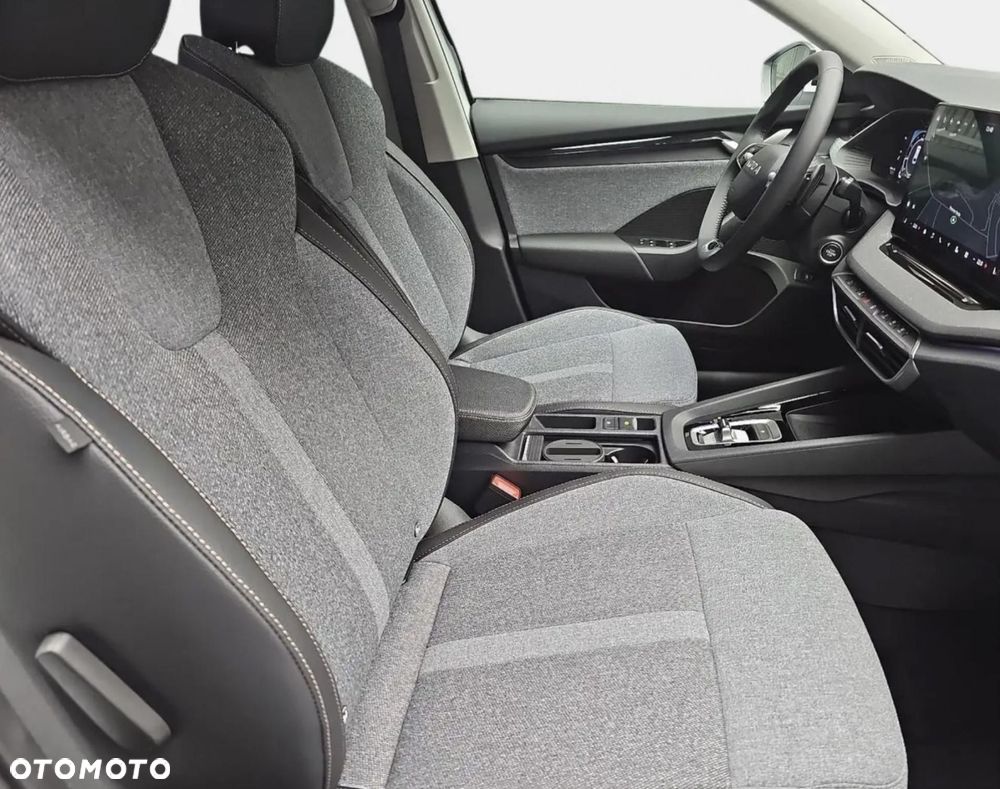 Skoda Octavia 1.5 TSI mHEV Selection DSG - 10