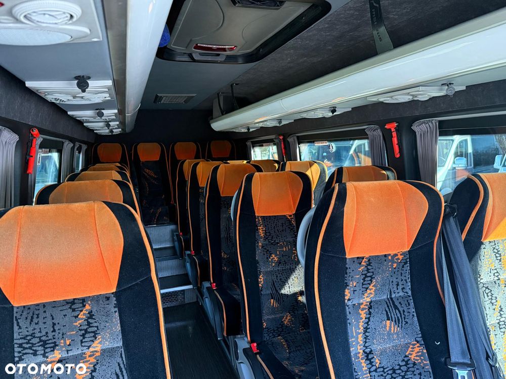 Mercedes-Benz Sprinter 516 - 15