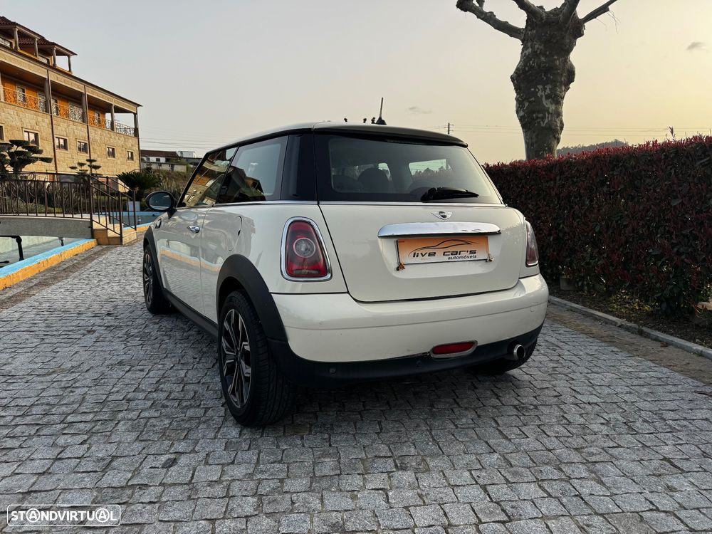 MINI 3 Portas Cooper D - 12