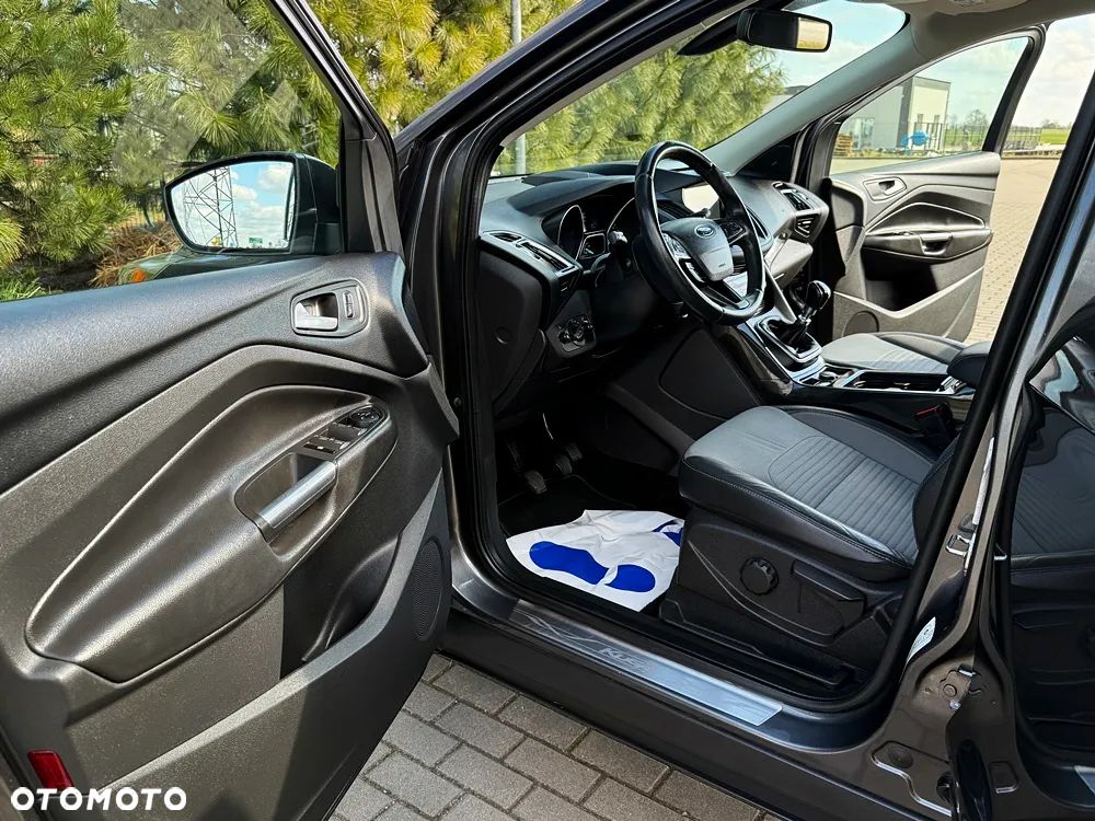 Ford Kuga 2.0 TDCi 4x4 SYNC - 26