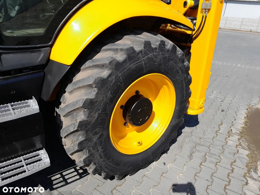 JCB JCB 4CX AEC  2023r - 20