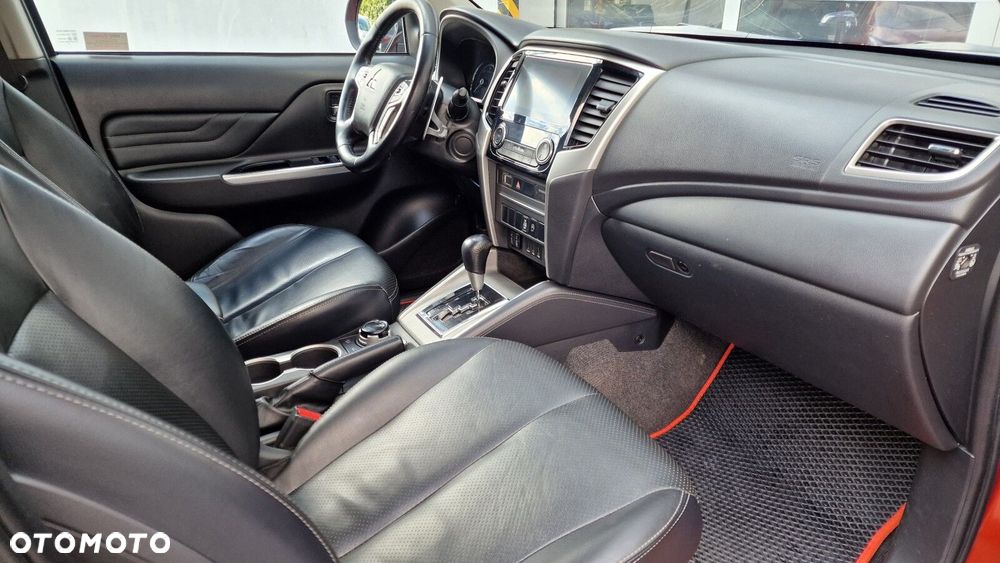 Mitsubishi L200 - 17
