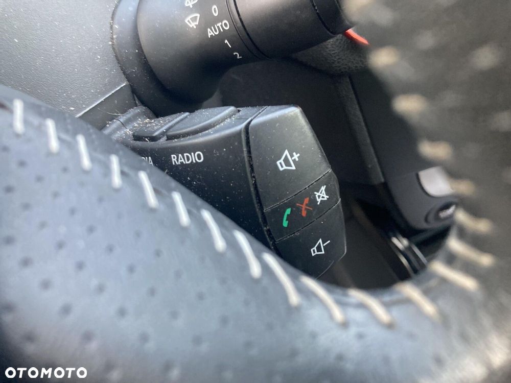 Renault Megane 1.2 16V TCe Energy Bose - 17