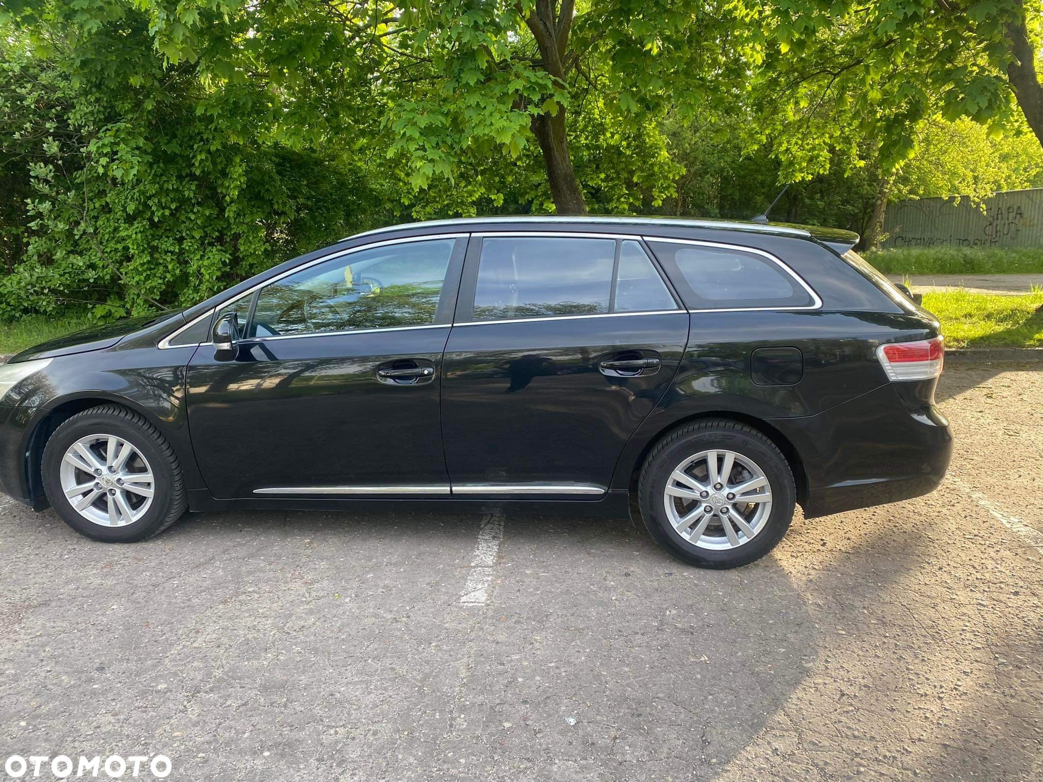 Toyota Avensis 2.0 D-4D Combi - 3