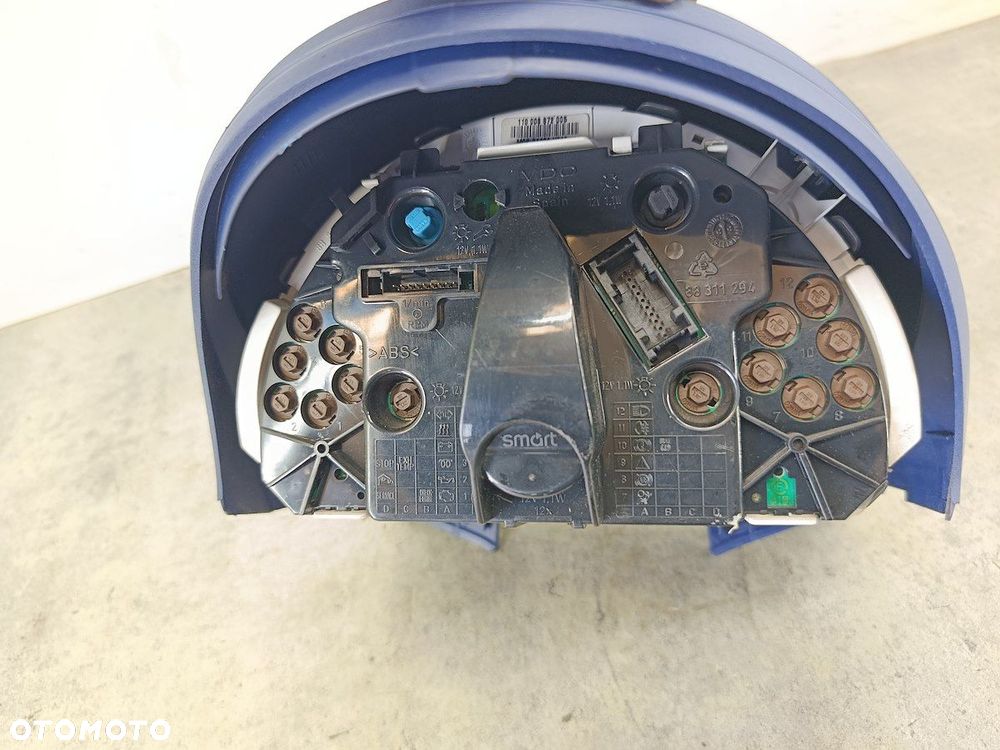 LICZNIK SMART FORTWO I 88311294 0.8 CDI 41KM - 3