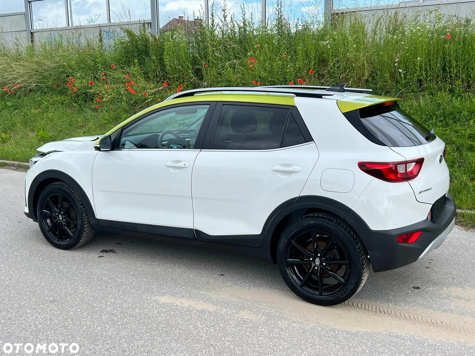 Kia Stonic 1.0 T-GDI 120 Spirit - 4