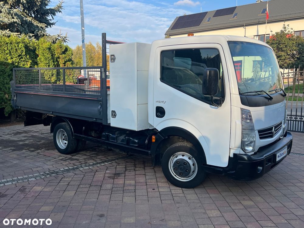 Renault Maxity - 22