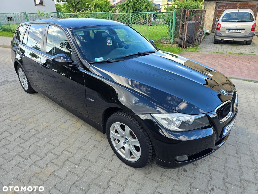 BMW Seria 3 318d - 3