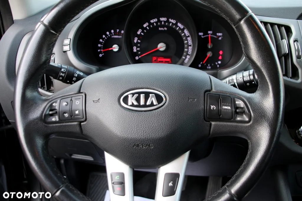 Kia Sportage 2.0 CVVT 2WD Spirit - 29