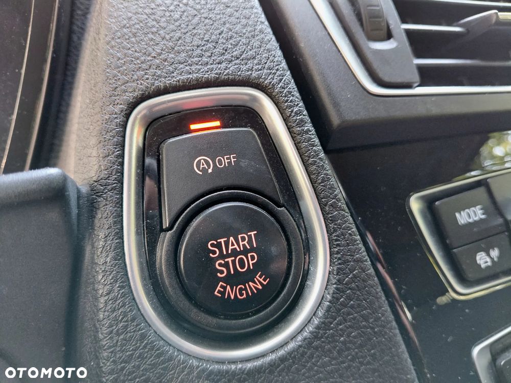 BMW Seria 1 120d Sport-Aut Sport Line - 31