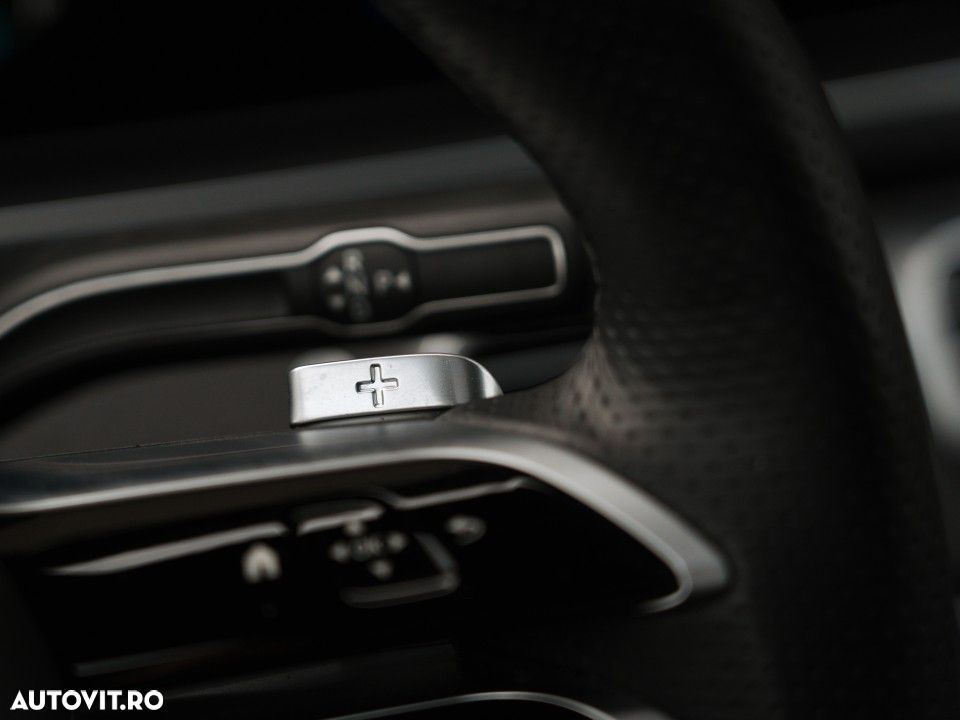 Mercedes-Benz GLE - 22