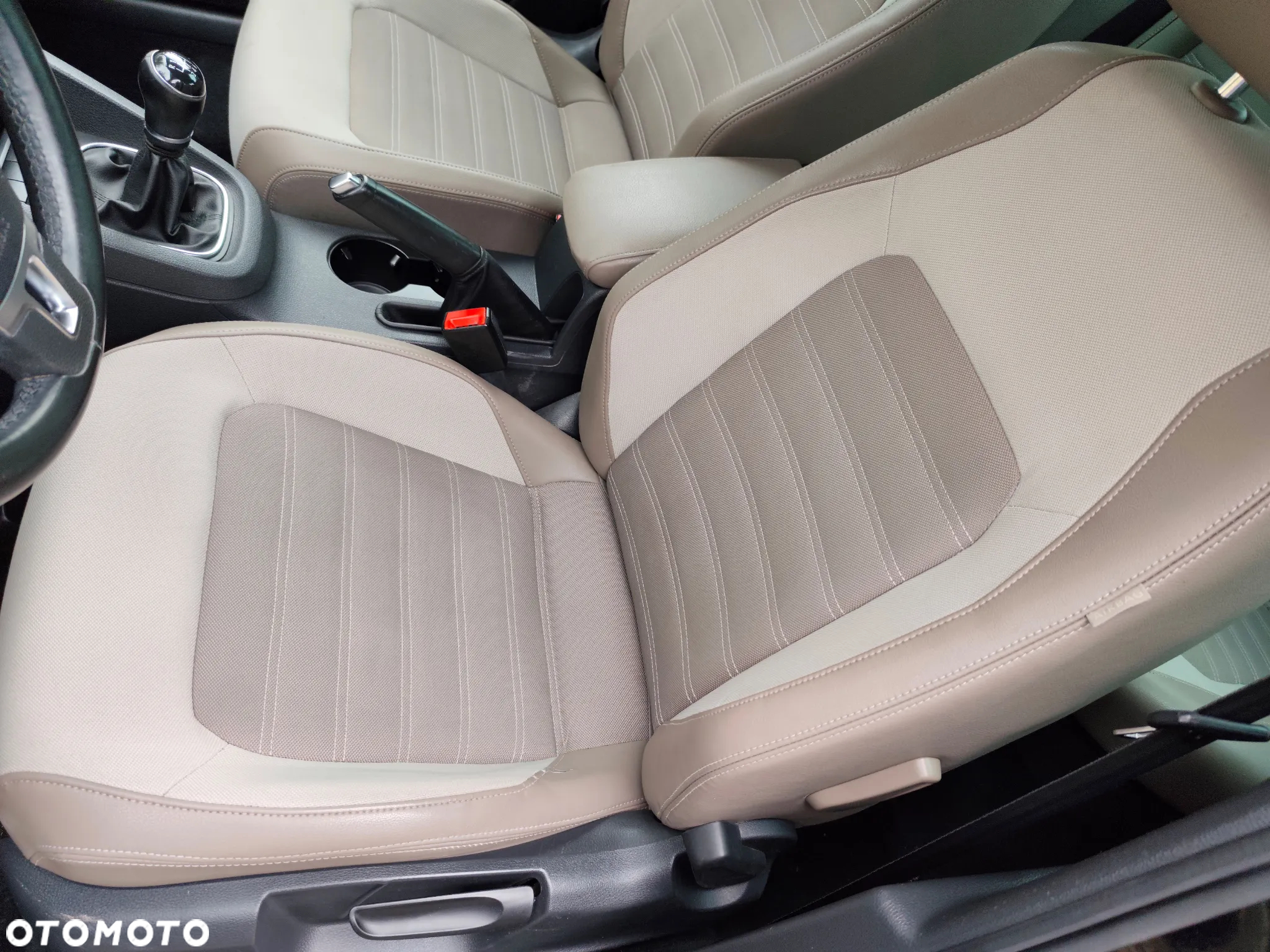 Volkswagen Jetta 1.4 TSI Highline - 12