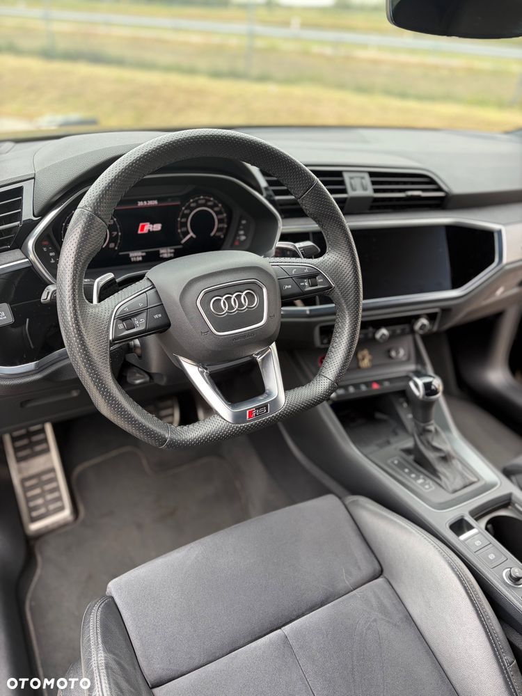 Audi RS Q3 - 10