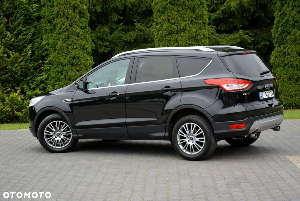 Ford Kuga 1.6 EcoBoost 4WD Titanium - 4