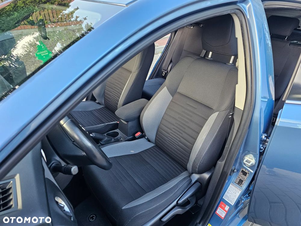 Toyota Auris 1.6 Premium - 9