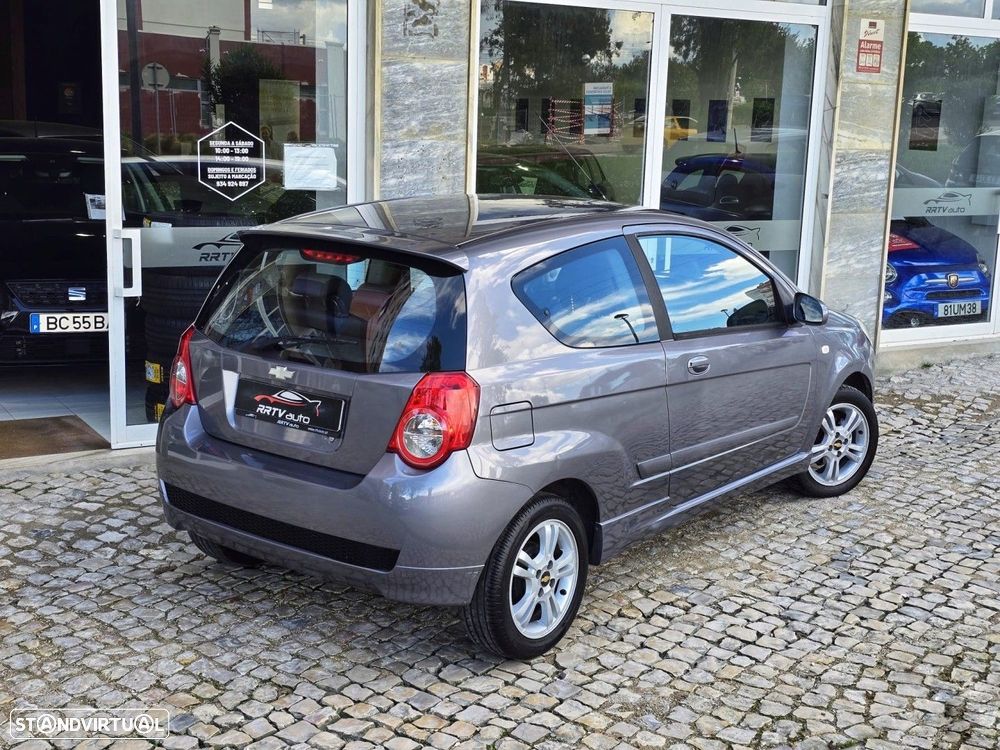 Chevrolet Aveo 1.2 L - 5