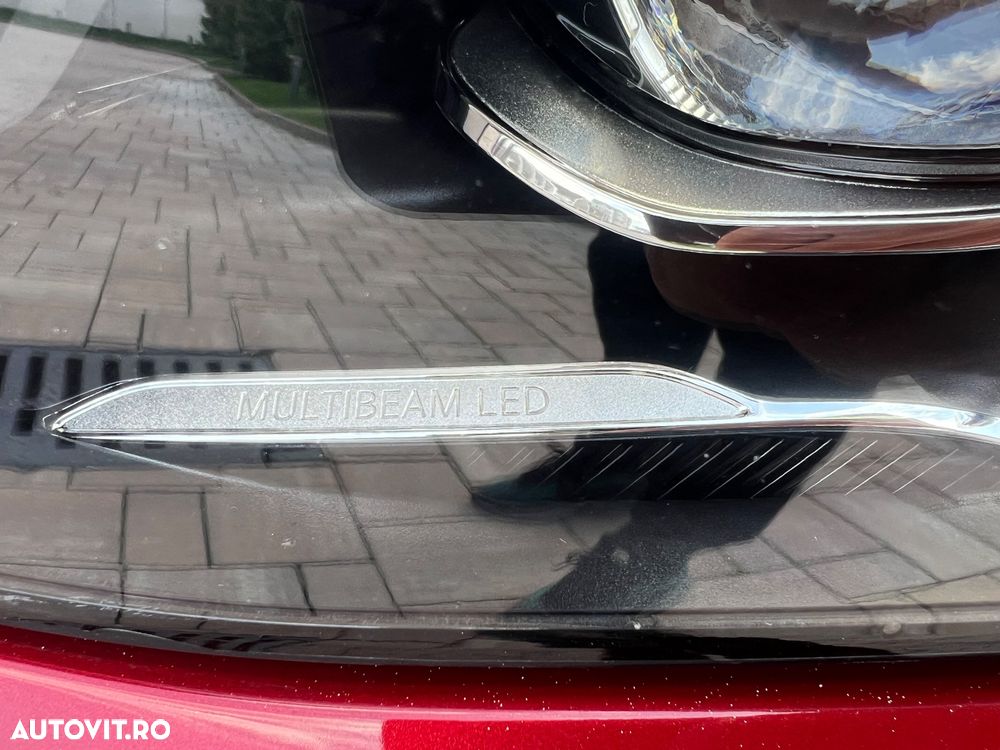 Mercedes-Benz E 200 4MATIC Aut. - 26