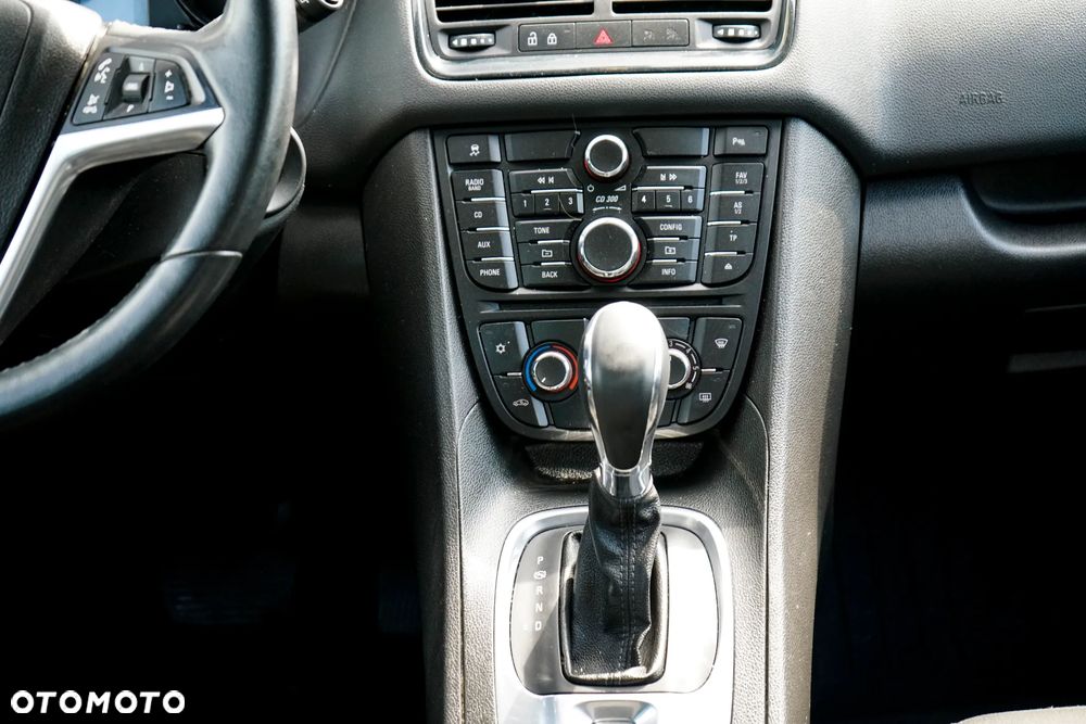 Opel Meriva 1.7 CDTI Essentia - 25