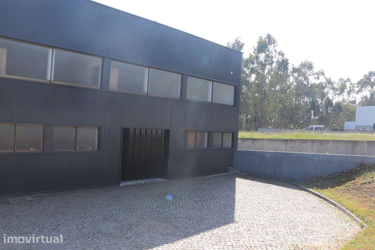 Fábrica/Indústria  Venda em Lustosa e Barrosas (Santo Estêvão),Lousada - Grande imagem: 2/14