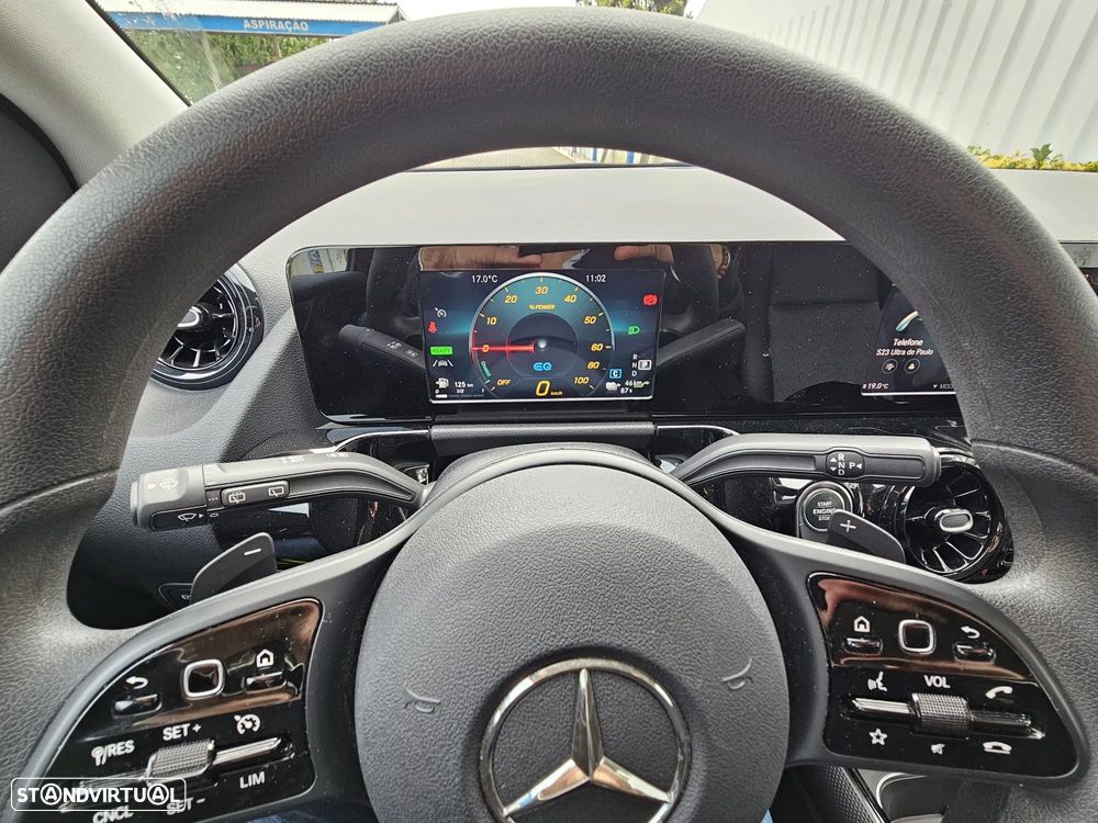 Mercedes-Benz B 250 e 8G-DCT - 11