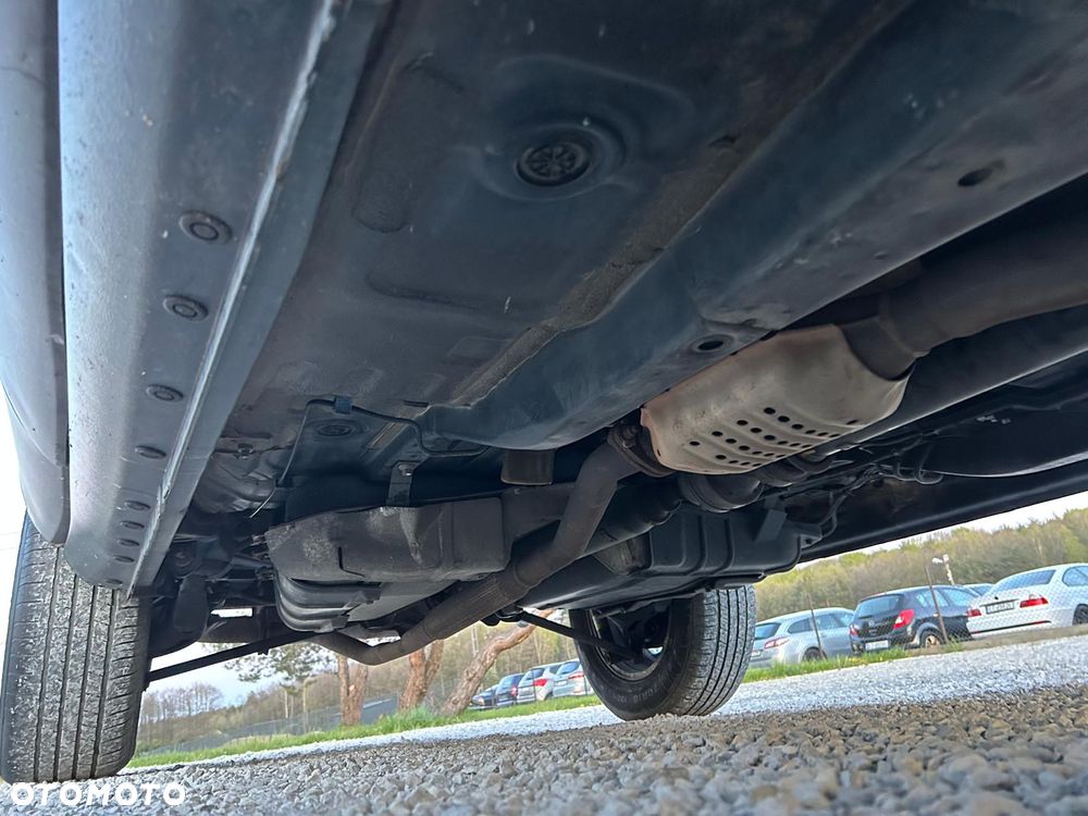 Toyota RAV4 - 6