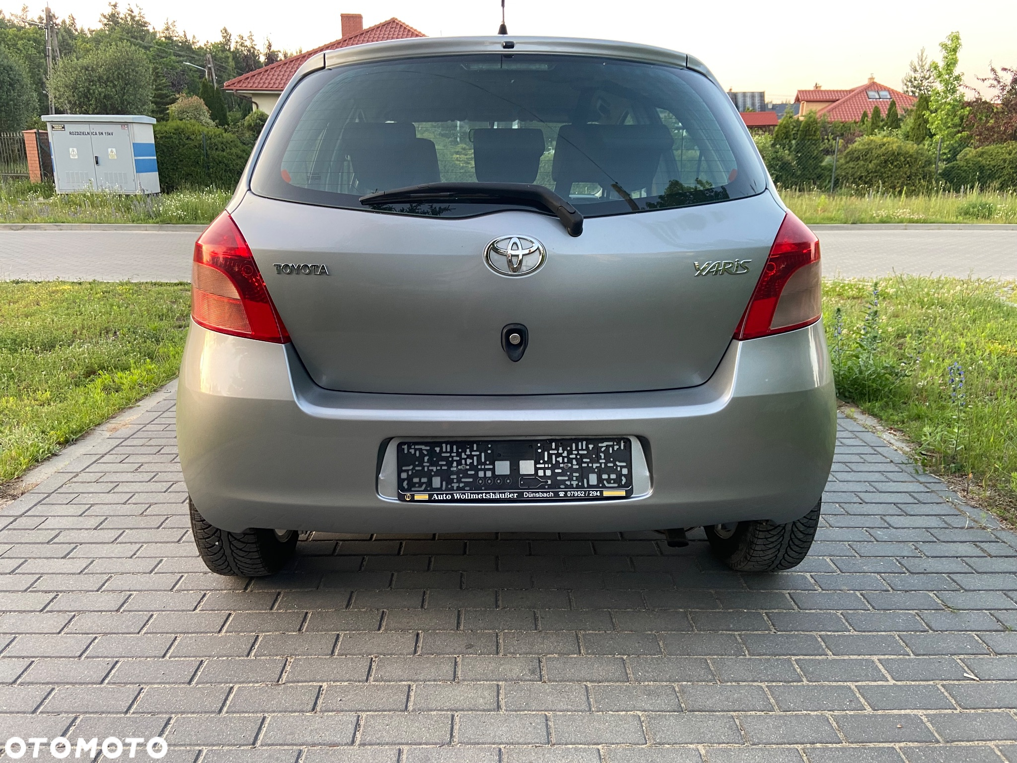 Toyota Yaris 1.3 VVT-i Executive - 5